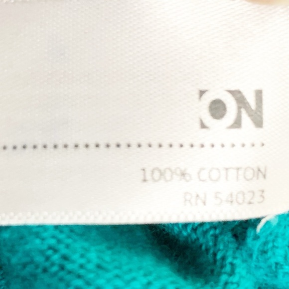 Old Navy Knit Sweater Top Scallop Thin Strap Button Front Decorative Knit at Hem - Picture 11 of 13